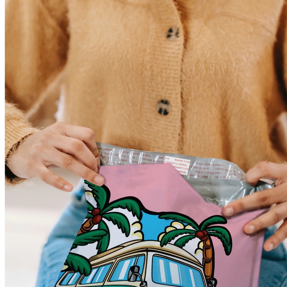 LAST ONE ☝🏻 25 10X13 Poly Mailers Summer Days, Shipping Envelopes PRICE IS FIRM - Picture 9 of 12